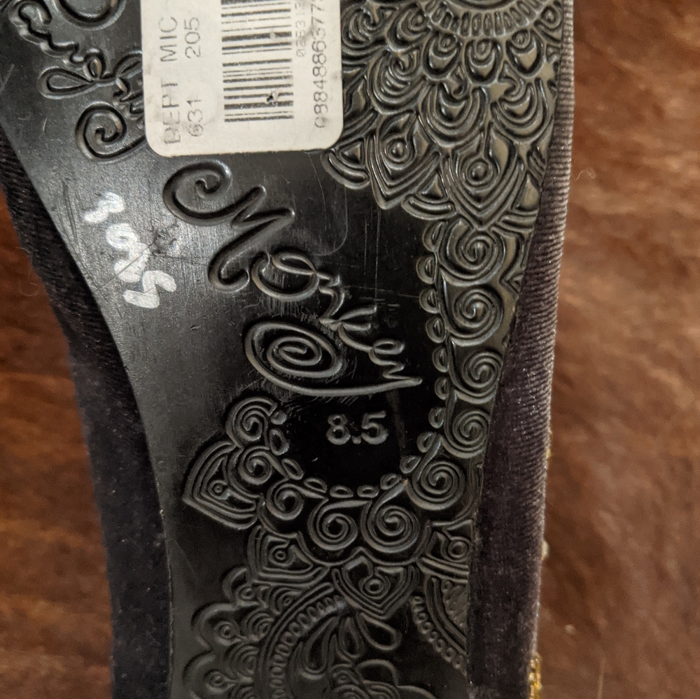 NWT Naughty Monkey Flats - Picture 3 of 4
